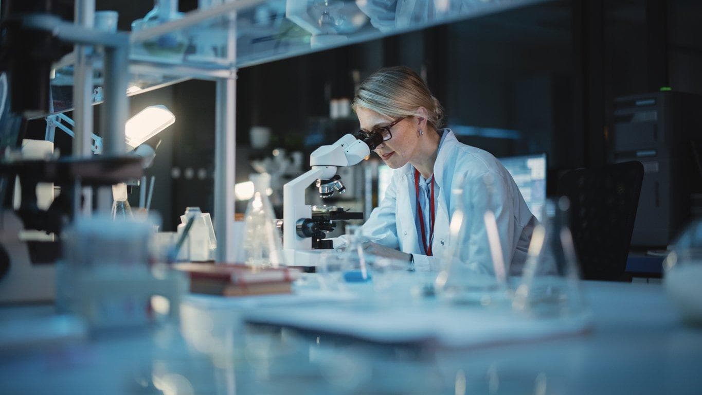Péptidos y control del peso: avances recientes en la investigación científica